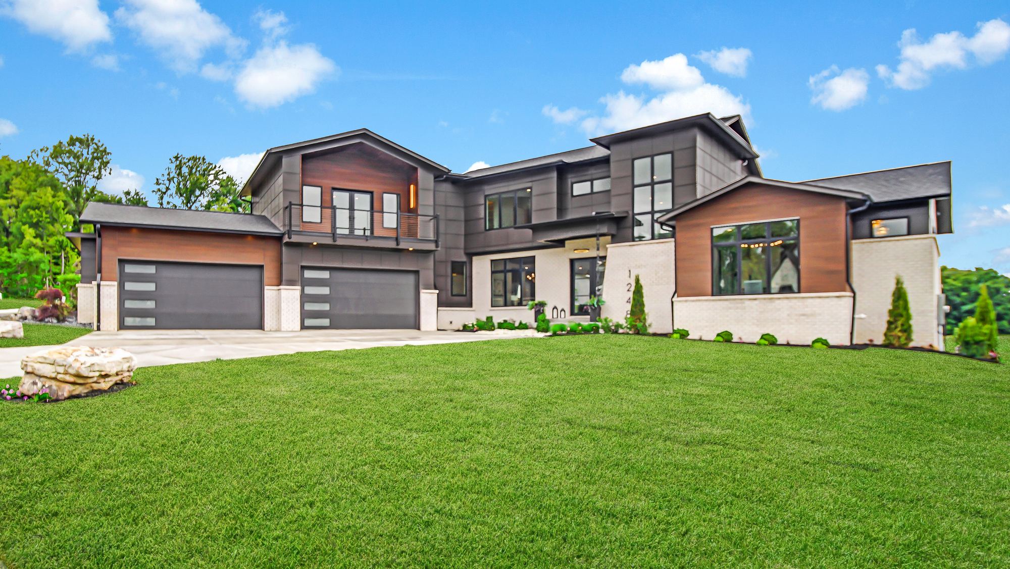 Chatham Hills luxury golf course community in Westfield Indiana