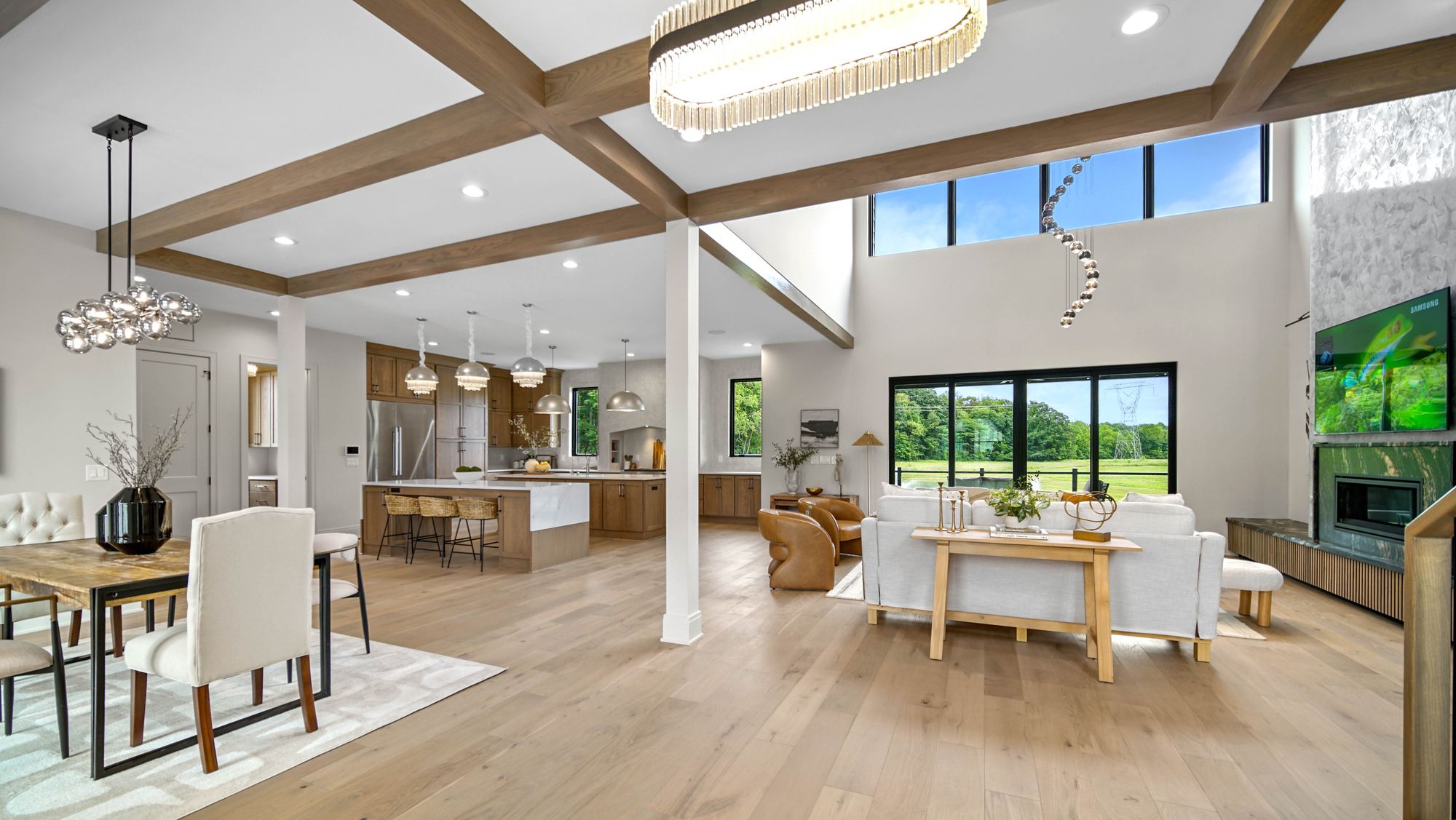Custom luxury home in Chatham Hills